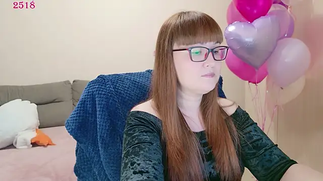 Snapshot of Foxy-lady chatting on May 29, 2026, 7:34 pm Foxy-lady online show from May 29, 2026, 7:34 pm