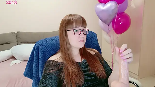 Snapshot of Foxy-lady chatting on May 31, 2026, 2:24 pm Foxy-lady online show from May 31, 2026, 2:24 pm