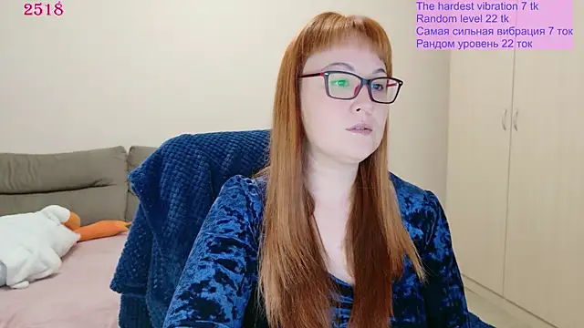 Snapshot of Foxy-lady chatting on June 11, 2026, 11:36 pm Foxy-lady online show from June 11, 2026, 11:36 pm