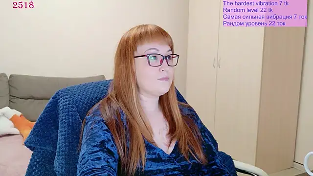Snapshot of Foxy-lady chatting on June 13, 2026, 8:34 am Foxy-lady online show from June 13, 2026, 8:34 am