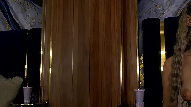 Chloe GraceeX online show from January 7, 2026, 8:22 pm