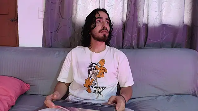 Snapshot of Jave_rave chatting on May 13, 2026, 12:02 pm Jave rave online show from May 13, 2026, 12:02 pm