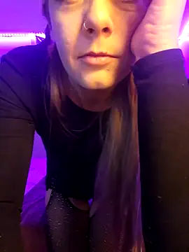 Drowning667 online show from November 22, 2025, 5:34 pm