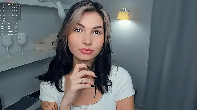 FeliciaKogen online show from November 25, 2025, 7:19 am