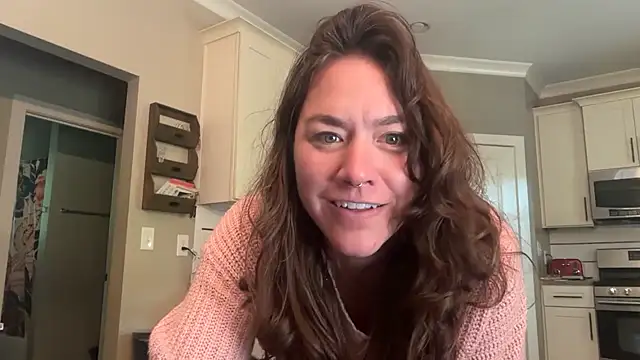 Snapshot of bendlikebecks chatting on May 5, 2026, 1:19 pm bendlikebecks online show from May 5, 2026, 1:19 pm