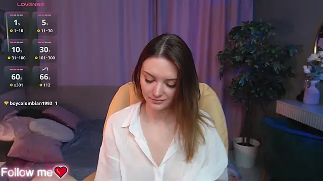 Ursula Andres online show from March 23, 2026, 1:09 am