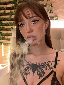 AlishaRuby online show from April 21, 2026, 8:20 am