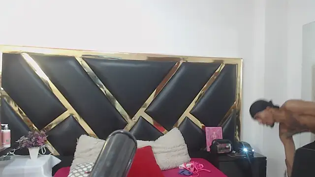 Caroyandy3 online show from November 22, 2025, 7:13 pm