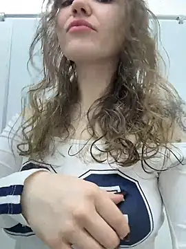 RussianWoman online show from April 4, 2026, 4:44 am