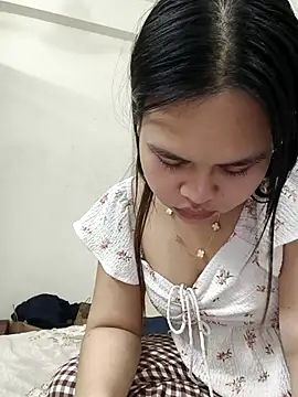 melee lovexh online show from November 20, 2025, 6:51 pm