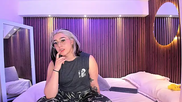 Snapshot of GabyRose9 chatting on April 23, 2026, 8:22 pm GabyRose9 online show from April 23, 2026, 8:22 pm
