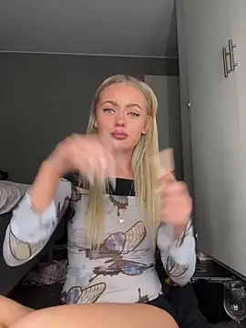 Snapshot of linafuntime chatting on November 25, 2025, 2:00 am linafuntime online show from November 25, 2025, 2:00 am