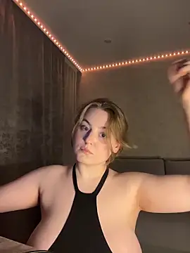 Snapshot of _whorimi chatting on November 21, 2025, 2:49 pm whorimi online show from November 21, 2025, 2:49 pm