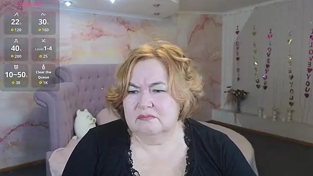 Nola Nektar online show from November 25, 2025, 4:34 am