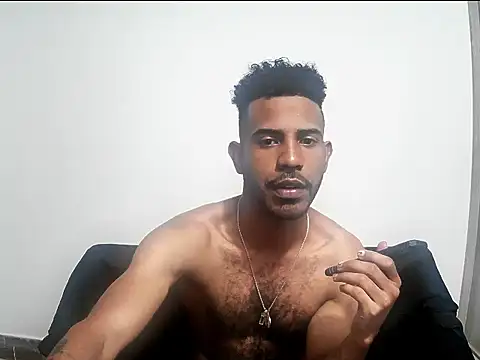 alberthot11 online show from December 22, 2025, 7:00 pm