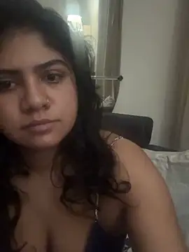 TiaBella  online show from February 23, 2026, 9:45 pm