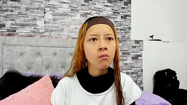 Anny willians online show from November 26, 2025, 2:29 pm