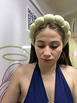 Snapshot of MiaWhiteBunny chatting on June 24, 2026, 9:03 pm MiaWhiteBunny online show from June 24, 2026, 9:03 pm