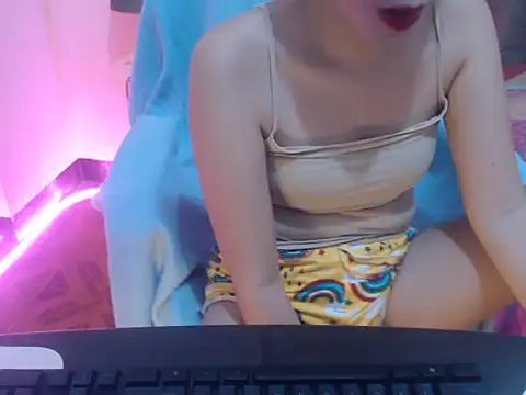 Snapshot of HotAsian_Yazzi69 chatting on March 3, 2026, 4:24 pm HotAsian Yazzi69 online show from March 3, 2026, 4:24 pm