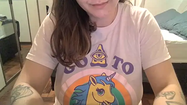 xxxluana online show from April 18, 2026, 1:31 am