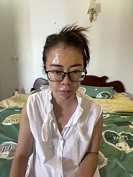 Snapshot of hoop659 chatting on November 29, 2025, 6:38 am hoop659 online show from November 29, 2025, 6:38 am