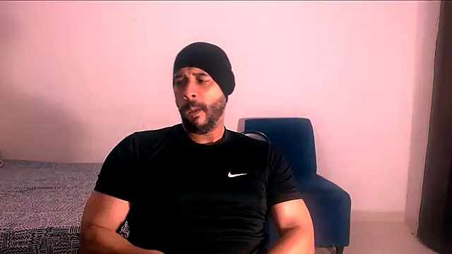 musclehetero online show from November 19, 2025, 5:13 pm