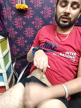 Cute Lucky online show from December 19, 2025, 12:12 pm