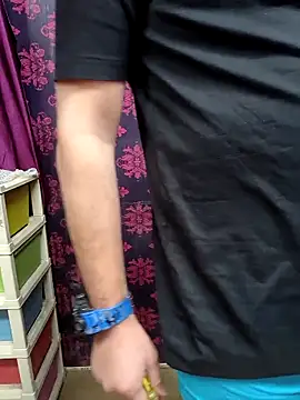 Cute Lucky online show from February 5, 2026, 9:36 am