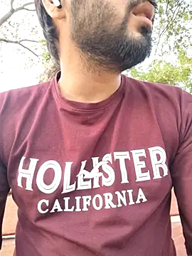 Cute Lucky online show from March 29, 2026, 12:05 pm