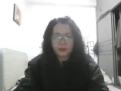 Snapshot of Huahua3187 chatting on November 27, 2025, 11:12 am Huahua3187 online show from November 27, 2025, 11:12 am