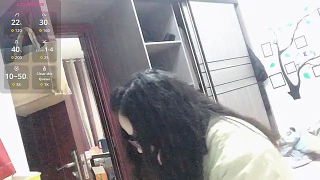 Snapshot of Huahua3187 chatting on November 28, 2025, 11:13 am Huahua3187 online show from November 28, 2025, 11:13 am