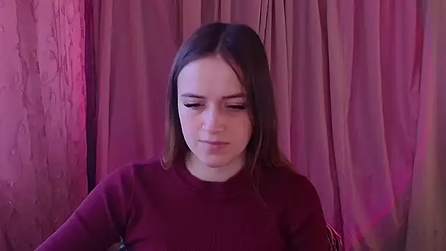 Illa May online show from February 10, 2026, 7:34 am