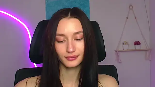 Stella XO online show from April 20, 2026, 5:54 am