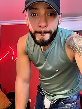 Snapshot of Mike_savage3 chatting on November 28, 2025, 12:52 pm Mike savage3 online show from November 28, 2025, 12:52 pm