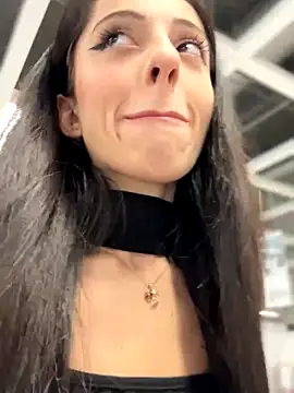 Snapshot of Lilitoppp chatting on November 22, 2025, 10:25 am Lilitoppp online show from November 22, 2025, 10:25 am