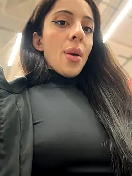 Snapshot of Lilitoppp chatting on November 23, 2025, 9:42 am Lilitoppp online show from November 23, 2025, 9:42 am