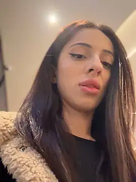 Snapshot of Lilitoppp chatting on November 26, 2025, 9:54 am Lilitoppp online show from November 26, 2025, 9:54 am