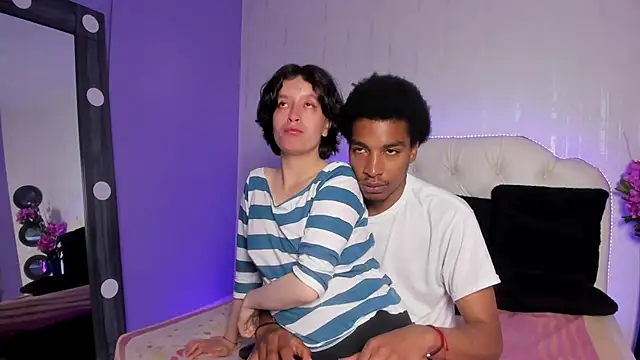 Snapshot of CoralAndOcean_ chatting on December 3, 2025, 1:09 pm CoralAndOcean online show from December 3, 2025, 1:09 pm