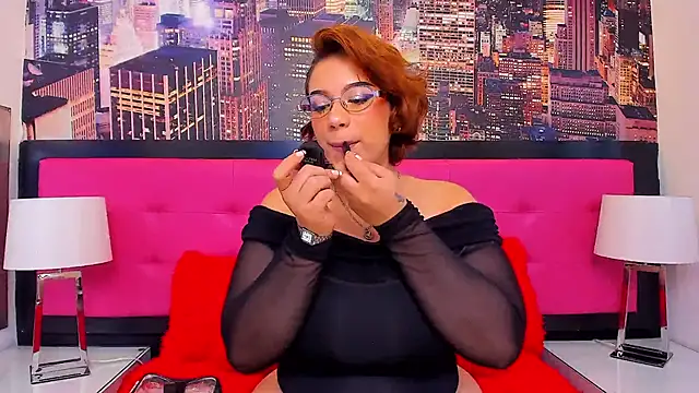 MillyHotsoon online show from March 26, 2026, 11:27 am