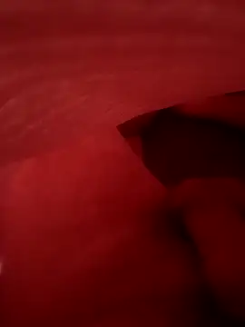 Kingaandqueenn online show from December 17, 2025, 9:04 am