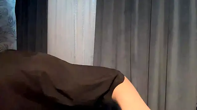 Snapshot of Cindi_Jacobs chatting on November 26, 2025, 2:07 pm Cindi Jacobs online show from November 26, 2025, 2:07 pm