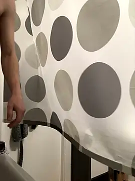 Snapshot of Spielzeugtwink chatting on January 9, 2026, 5:15 pm Spielzeugtwink online show from January 9, 2026, 5:15 pm