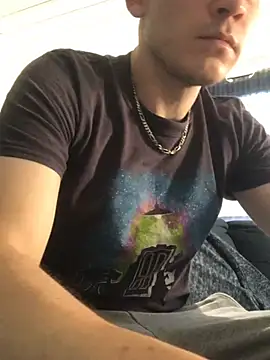 Snapshot of Spielzeugtwink chatting on July 23, 2026, 4:27 pm Spielzeugtwink online show from July 23, 2026, 4:27 pm