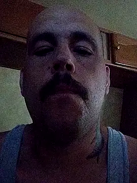 BigriskDaddy92 online show from November 19, 2025, 7:03 pm