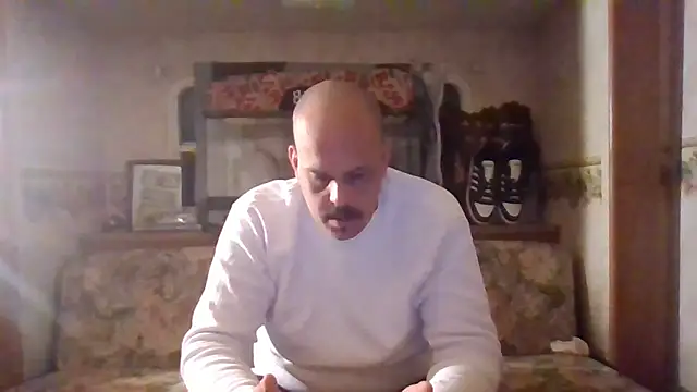 BigriskDaddy92 online show from February 13, 2026, 1:51 pm