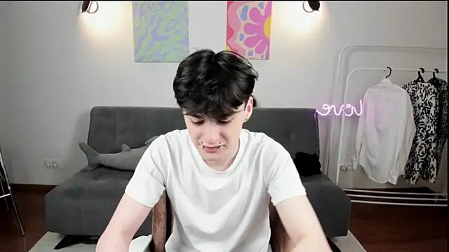 kevinhunter  online show from November 28, 2025, 3:36 pm