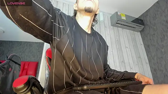 yeikoox online show from November 21, 2025, 3:38 am