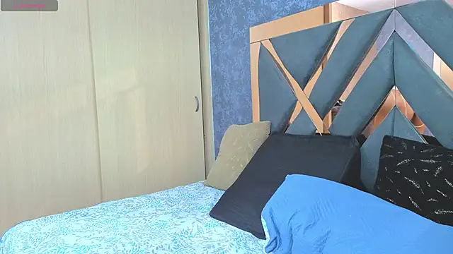 alicee foox online show from March 10, 2026, 6:35 pm