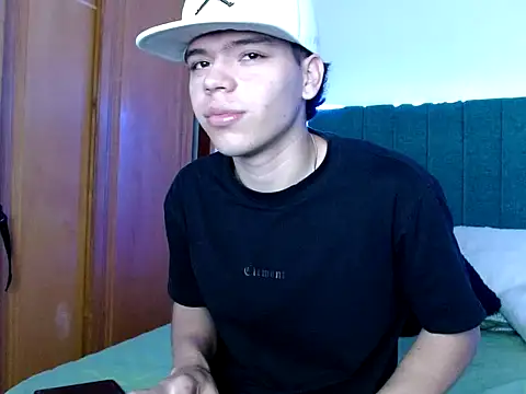 Snapshot of Lincon_Ale chatting on December 4, 2025, 8:28 pm Lincon Ale online show from December 4, 2025, 8:28 pm