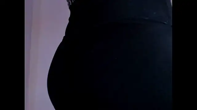 Little  Danni1 online show from December 23, 2025, 1:25 am